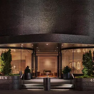 Pendry Manhattan West Hotel